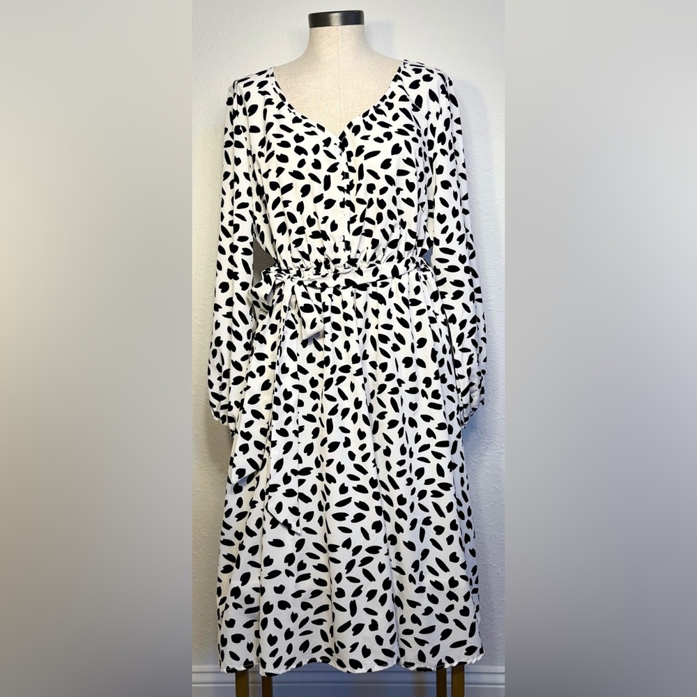 SHEIN Curve Black & White Print Waist-Tie Dress - Sz 2XL